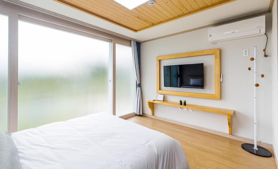 Donnaeko Pension Seogwipo Phòng bức ảnh